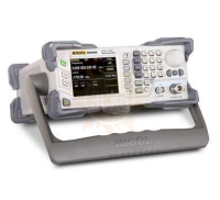 DSG815 — генератор сигналов высокочастотный